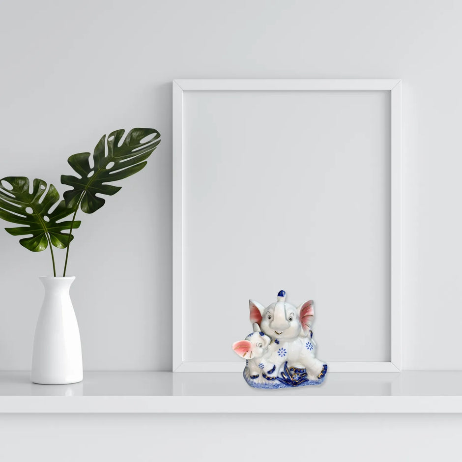 Figuritas de Elefantes hecho de cerámica para decoración 