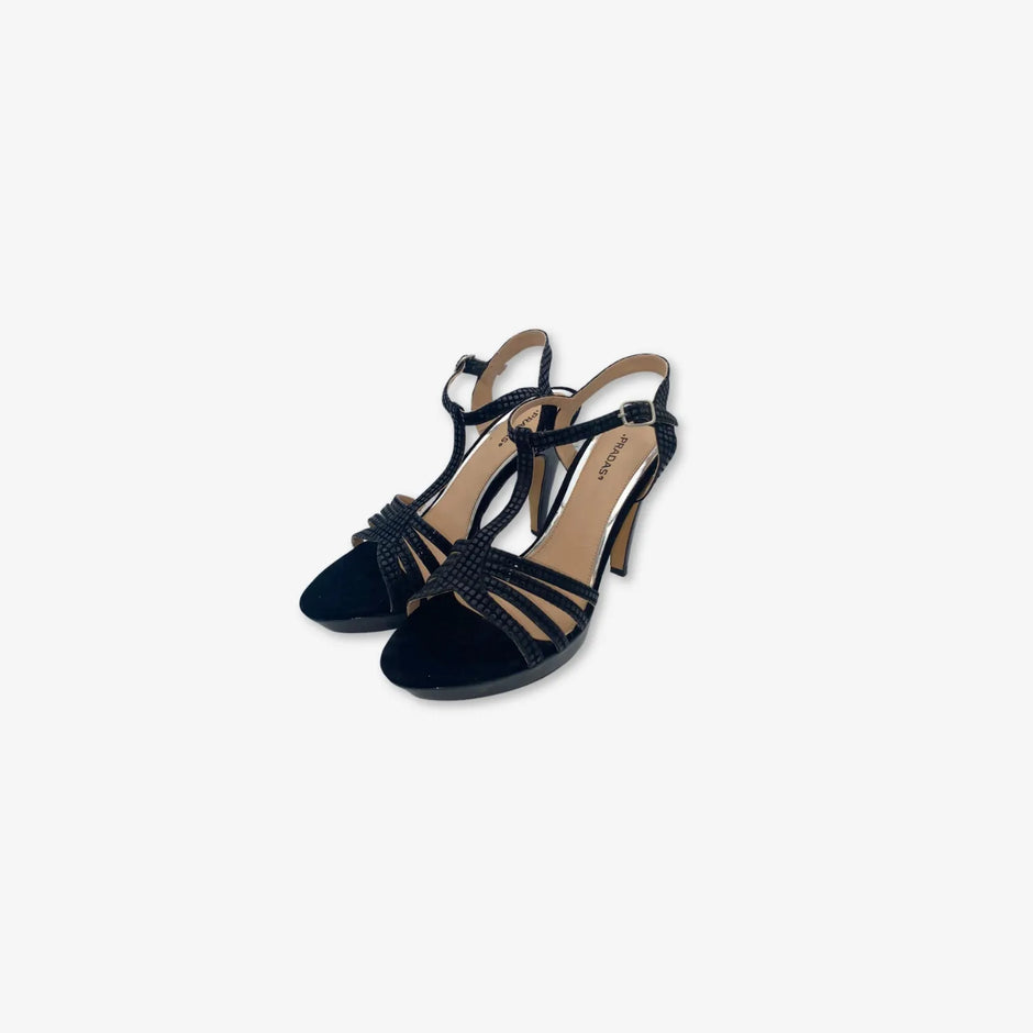 Tacones  para mujer con tiras color negro charol