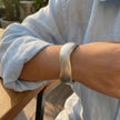Brazalete K-Slim Seongnam - Estilo Coreano