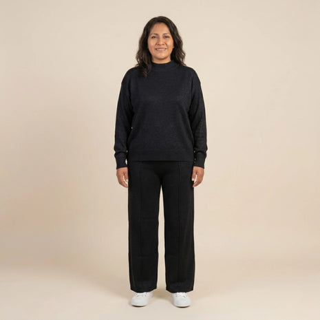 Conjunto Negro Mujer Polerón y Pantalón - Casual Premium