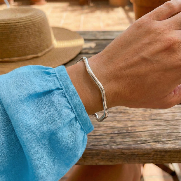 Brazalete K-Slim Ulsan - Estilo Coreano