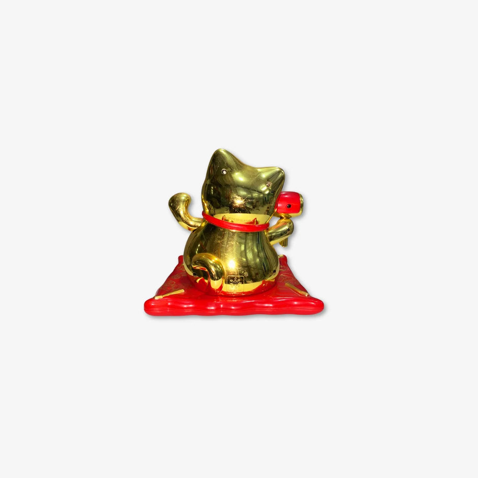 Gato de la suerte Solar color Dorado de plastico