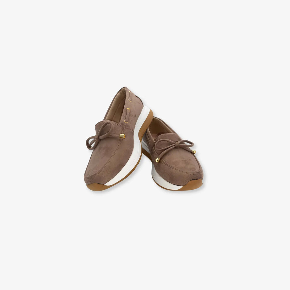 Zapatos para mujer con Detalle pasador Gamuza color Niu Oscuro