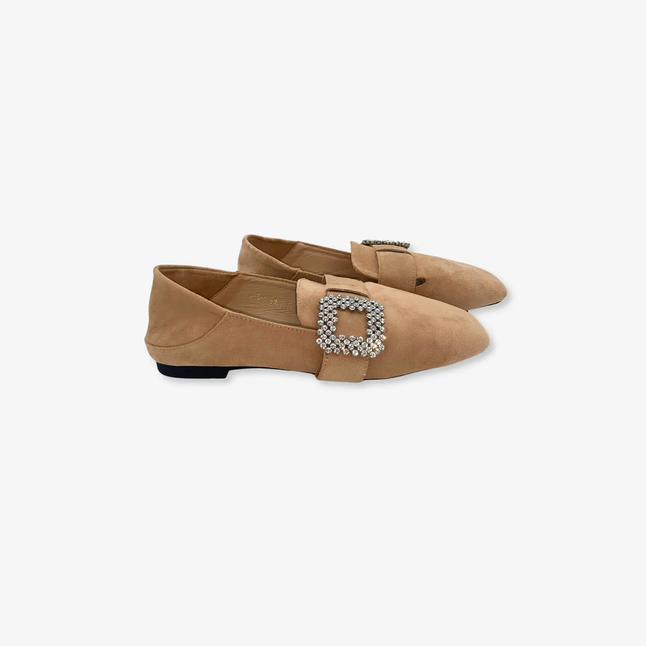 Zapatos planos con hebilla con detalles brillantes aterciopelados con punta semi cuadrada color  Beige  claro