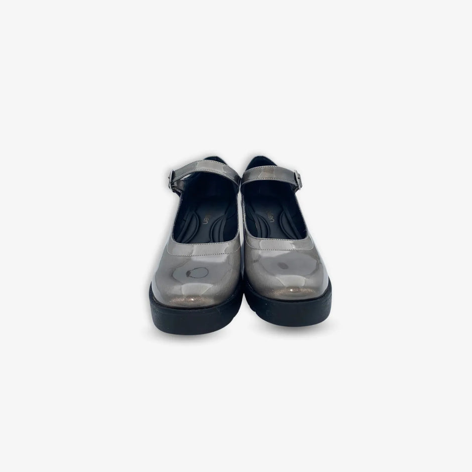 Zapatos para mujer con correa Modelo Mary Jane en plomo cromado