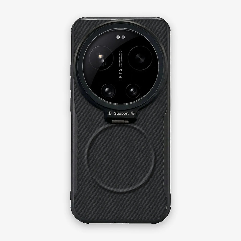 Case CamShield Carbono Xiaomi 17 Ultra en Negro Grafito: diseño en fibra de carbono, tapa de cámara que se abre como parante, compatible con accesorios magnéticos