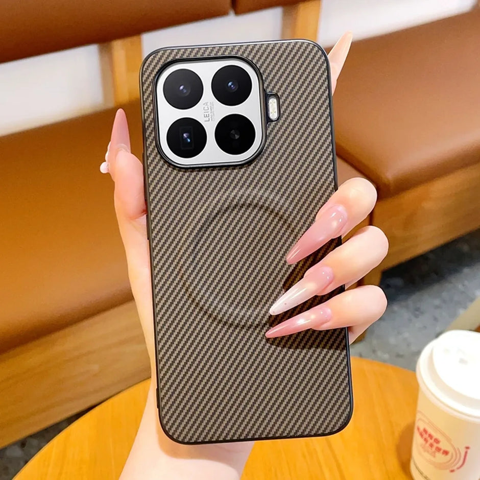 Case Core Carbono Magnético Xiaomi 17T Pro Marrón