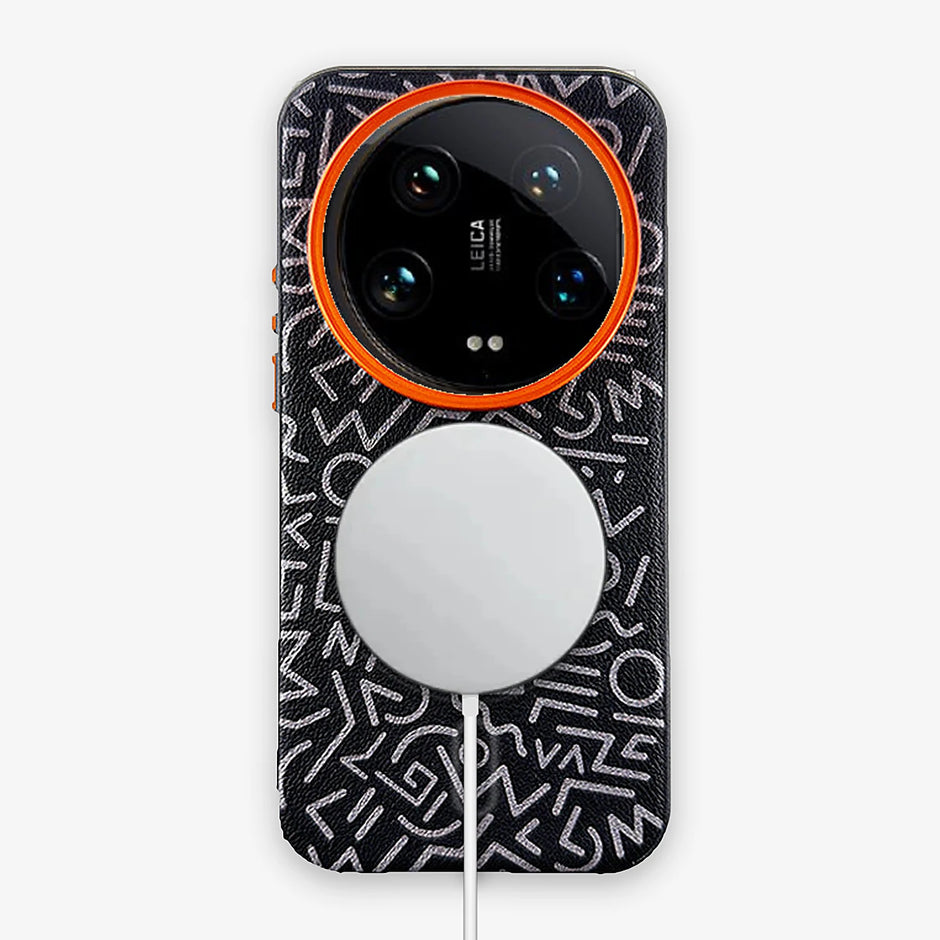Case Core Paracas Armor Magnético Xiaomi 14 Ultra en Negro: funda con diseño garabato y aro metálico naranja en la cámara, con aro magnético