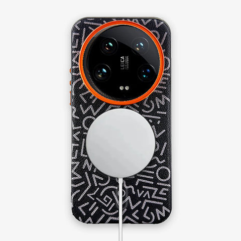 Case Core Paracas Armor Magnético Xiaomi 14 Ultra en Negro: funda con diseño garabato y aro metálico naranja en la cámara, con aro magnético