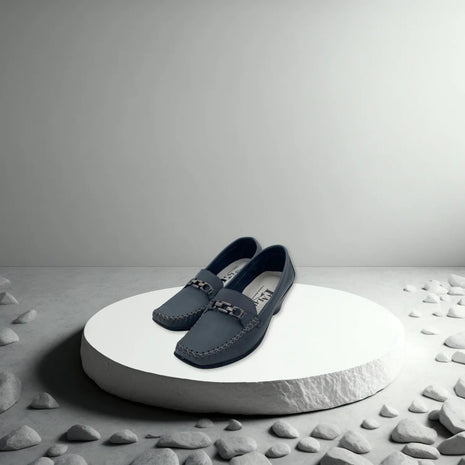 Zapatos Mocasin para mujer con taco color acero con detalle